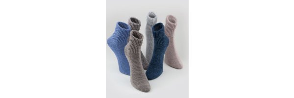 Hot Socks uni - 75% Schurwolle superwash, 25% Polyamid